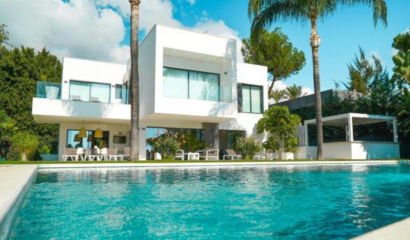 Golden Visa Villa Valuation - Windmills Group - Property Valuation, Asset Valuation, Building Surveying, Online Valuation, Golden Visa Valuation